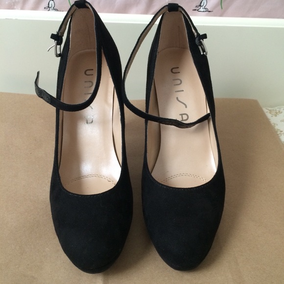 Unisa Suede Heels. - Picture 2 of 9